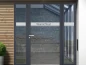 Preview: Durchlaufschutz für Glas mit Streifendesign und Wunschtext Preview: Durchlaufschutz für Glas mit Streifendesign und Wunschtext