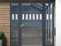 Preview: Durchlaufschutz für Glas mit breiten vertikalen Streifen Preview: Durchlaufschutz für Glas mit breiten vertikalen Streifen