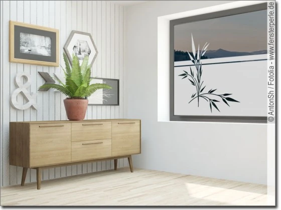 Folie für Fenster im Flur mit Bambus