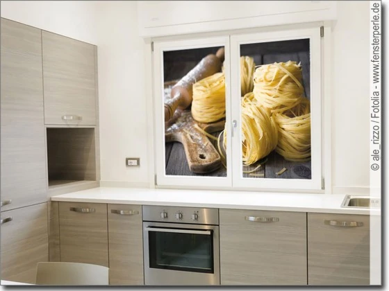 Glasbild mit Pasta Italiana als Sichtschutz