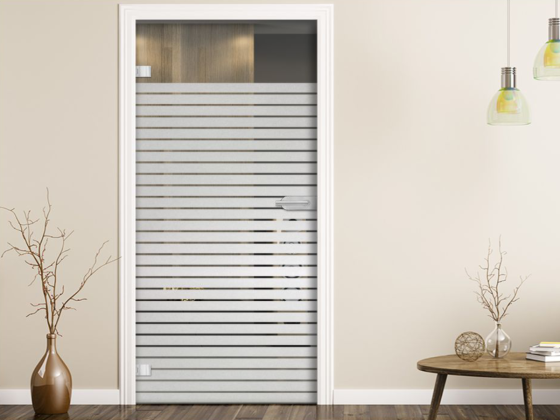 Preview: Milchglasfolie Streifen 5/1 auf Zimmertür