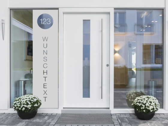 Sichtschutzfolie mit Hausnummer und Nachnamen