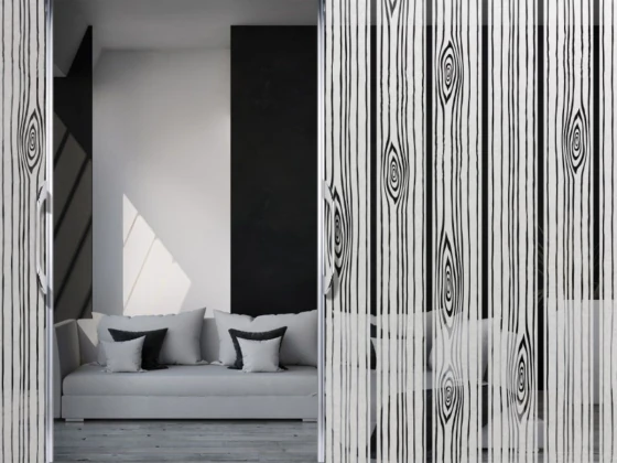 Sichtschutzfolie mit Holzmaserung