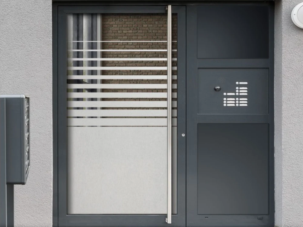 Sichtschutz mit Verlauf zum Bekleben von Fenstern oder Glaselementen in der Praxis