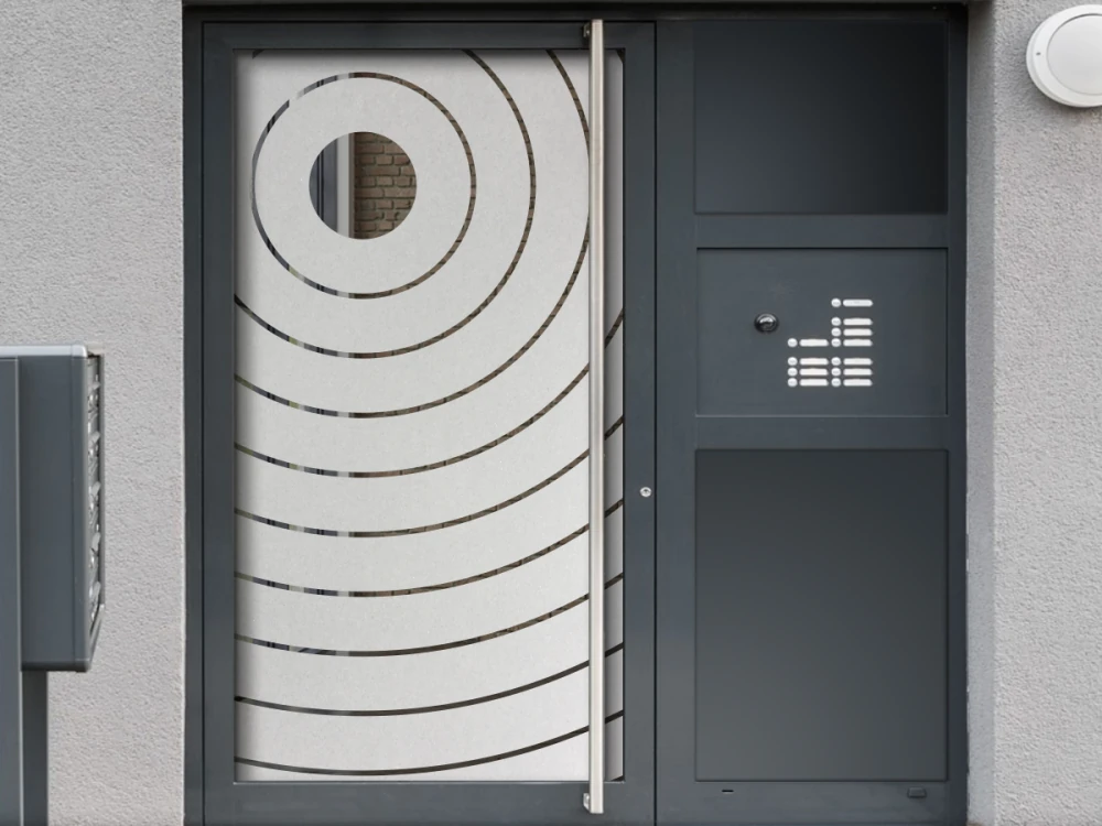 Glastür Sichtschutzfolie Linienkreise auf Haustür