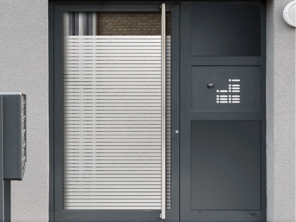 Glastürfolie mit Streifen 3/0,5 cm