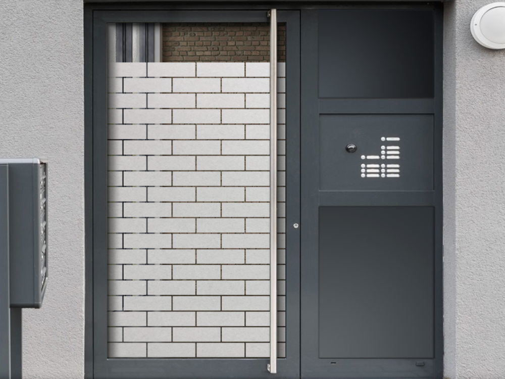 Milchglasfolie Steinmauer auf Haustür