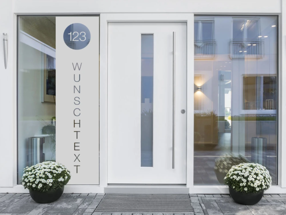 Sichtschutzfolie mit Hausnummer und Nachnamen