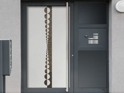 Glastür Sichtschutzfolie Kreisdesign auf Haustür