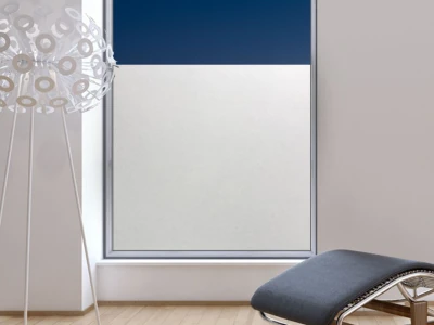 Maßgefertige Sichtschutzfolie für Glastüren in Büro und Gewerbe auf Fenster