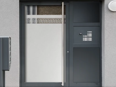 Sichtschutzfolie Gewerbe Mäanderband auf Eingangstür